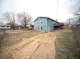 3336 8th St, Lawrence, Ks 66049    Awesome House For Family in Lawrence, KS (Photo 2 of 12)