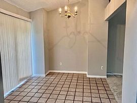 2719 Ridgecrest Ln, Covington, Ky 41017 . Unique House For Rent in Covington, KY (Photo 5 of 6)