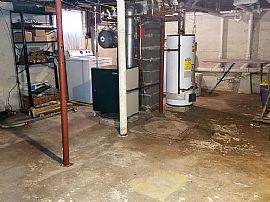 157 Briarwood Ave, Middletown, Ri 02842 in Middletown, RI (Photo 11 of 12)