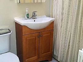 157 Briarwood Ave, Middletown, Ri 02842 in Middletown, RI (Photo 3 of 12)