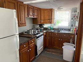 100 King Philip Ave, Bristol, Ri 02809 in Bristol, RI (Photo 2 of 12)