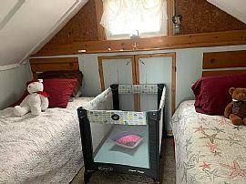 100 King Philip Ave, Bristol, Ri 02809 in Bristol, RI (Photo 4 of 12)