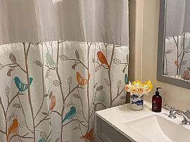 4 Lugent Ln, Bristol, Ri 02809 in Bristol, RI (Photo 4 of 12)