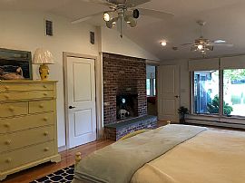 51 Riverside Dr, South Kingstown, Ri 02879 in South Kingstown, RI (Photo 7 of 11)