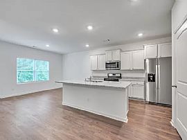 228 Chelsea Park Dr, Chelsea, Al 35043 in Chelsea, AL (Photo 2 of 5)