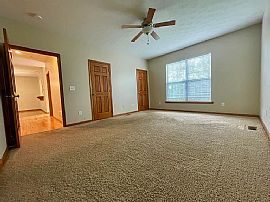 73 Dolaron Ln, South Charleston, Wv 25309 in South Charleston, WV (Photo 2 of 8)