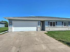 754 Brigetta Dr, New Richmond, Wi 54017 in New Richmond, WI