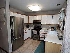 1338 Sunnydale Cir, West Bend, Wi 53090 in West Bend, WI (Photo 3 of 6)