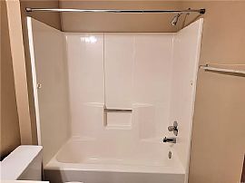 506 Hollow Wood Rd, Montgomery, Al 36109 in Montgomery, AL (Photo 5 of 6)