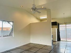 940 E Adelaide Dr #1, Tucson, Az 85719 in Tucson, AZ (Photo 3 of 11)