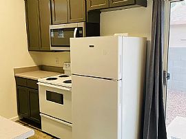 940 E Adelaide Dr #1, Tucson, Az 85719 in Tucson, AZ (Photo 4 of 11)