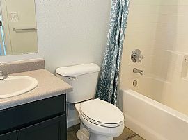 940 E Adelaide Dr #1, Tucson, Az 85719 in Tucson, AZ (Photo 6 of 11)