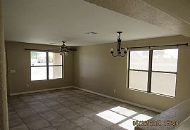 2612 W Mobile Ln, Phoenix, Az 85041 in Phoenix, AZ (Photo 2 of 10)