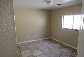 2612 W Mobile Ln, Phoenix, Az 85041 in Phoenix, AZ (Photo 8 of 10)