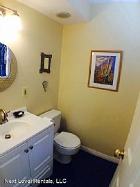 4524 Middleton Ln, Bethesda, Md 20814   Lovely House For Rent in Bethesda, MD (Photo 9 of 11)