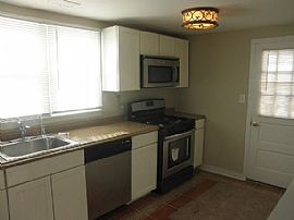 3113 Offutt Rd, Randallstown, Md 21133 . Unique 4 Bed House in Randallstown, MD (Photo 7 of 12)