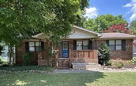 215 Beirne Ave Nw, Huntsville, Al 35801 in Huntsville, AL