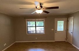 215 Beirne Ave Nw, Huntsville, Al 35801 in Huntsville, AL (Photo 2 of 11)