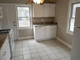 414 Pearl Harbor St, Bridgeport, Ct 06610 in Bridgeport, CT (Photo 3 of 4)