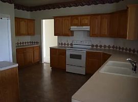 Charming 4 Bed, 2 Bath in Killeen, TX (Photo 4 of 6)