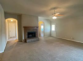 Charming 4 Bed, 2 Bath in Killeen, TX (Photo 2 of 5)