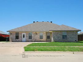 Charming 3 Bed, 2 Bath in Killeen, TX