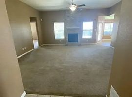 Charming 4 Bed, 2 Bath in Killeen, TX (Photo 2 of 6)