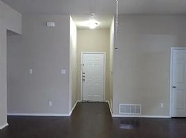 Charming 4bed, 2.5bath in Killeen, TX (Photo 5 of 6)