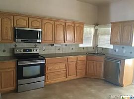 Charming 3 Bed, 2 Bath in Killeen, TX (Photo 3 of 6)