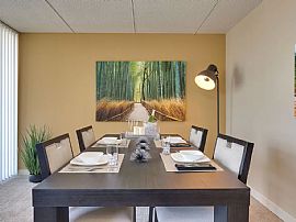 Homes For Rent  in Chicago, IL (Photo 12 of 12)