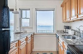 638 Bay Rd, Shelburne, Vt 05482 in Shelburne, VT (Photo 6 of 12)