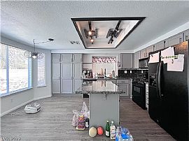 67 Sea Holly Way, Henderson, Nv 89074 in Henderson, NV (Photo 5 of 11)