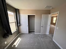 403 Purple Sandpiper St, Las Vegas, Nv 89138 in Las Vegas, NV (Photo 11 of 12)