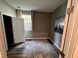 403 Purple Sandpiper St, Las Vegas, Nv 89138 in Las Vegas, NV (Photo 7 of 12)