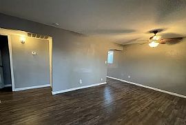 2319 N 39th Ave, Phoenix, Az 85009 in Phoenix, AZ (Photo 11 of 11)