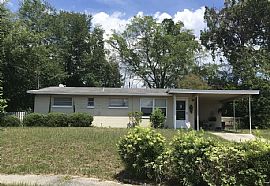 230 Lee Dr, Orange Park, Fl 32073 in Orange Park, FL