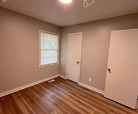 1533 Choctaw Dr, Birmingham, Al 35214 in Birmingham, AL (Photo 4 of 12)