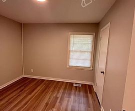 1533 Choctaw Dr, Birmingham, Al 35214 in Birmingham, AL (Photo 5 of 12)