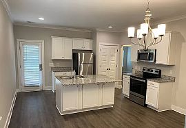 5497 Park Side Rd, Birmingham, Al 35244 in Birmingham, AL (Photo 4 of 10)