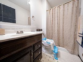 18760 English Ave, Farmington, Mn 55024 . Peaceful House  in Farmington, MN (Photo 10 of 11)