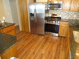 12787 Van Buren St Ne, Blaine, Mn 55434 . Spacious 5 Bedroom in Blaine, MN (Photo 5 of 10)