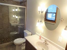 12787 Van Buren St Ne, Blaine, Mn 55434 . Spacious 5 Bedroom in Blaine, MN (Photo 7 of 10)