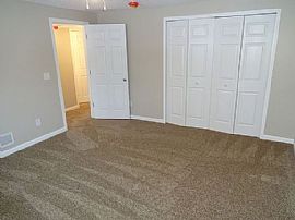 12787 Van Buren St Ne, Blaine, Mn 55434 . Spacious 5 Bedroom in Blaine, MN (Photo 9 of 10)