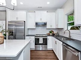 2905 7th Ave Sw, Huntsville, Al 35805 in Huntsville, AL (Photo 5 of 12)