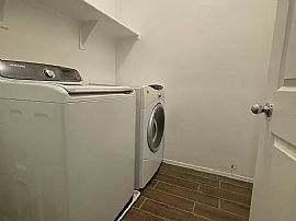 10175 W Townley Ave, Peoria, Az 85345 in Peoria, AZ (Photo 8 of 12)