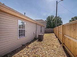 1450 Gardenia Ave, Tuscaloosa, Al 35404 in Tuscaloosa, AL (Photo 3 of 6)