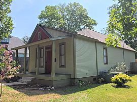 314 Oak St Ne, Decatur, Al 35601 in Decatur, AL