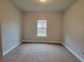 276 Falcon Ridge Dr, Huntsville, Al 35761 in New Market, AL (Photo 9 of 12)