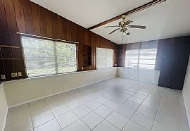 2229 Goldenrod St, Sarasota, Fl 34239 in Sarasota, FL (Photo 7 of 8)