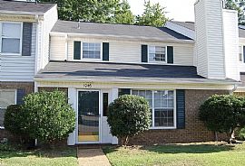 1046 Fairfax Dr, Tuscaloosa, Al 35406 in Tuscaloosa, AL